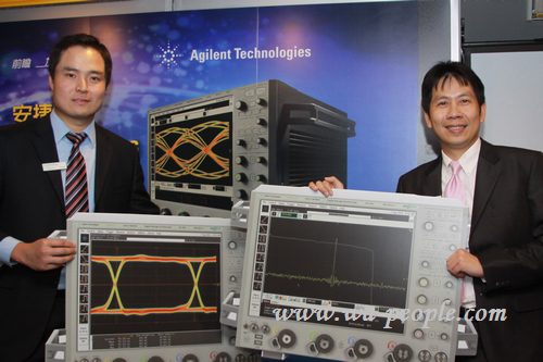 圖說：安捷倫示波器產品事業部亞洲區業務開發經理許弘毅（Scottie Hsu）與電子量測儀器事業行銷副總經理羅大鈞（David Lo），介紹該公司領先業界的Agilent Infiniium 90000 Q系列示波器。